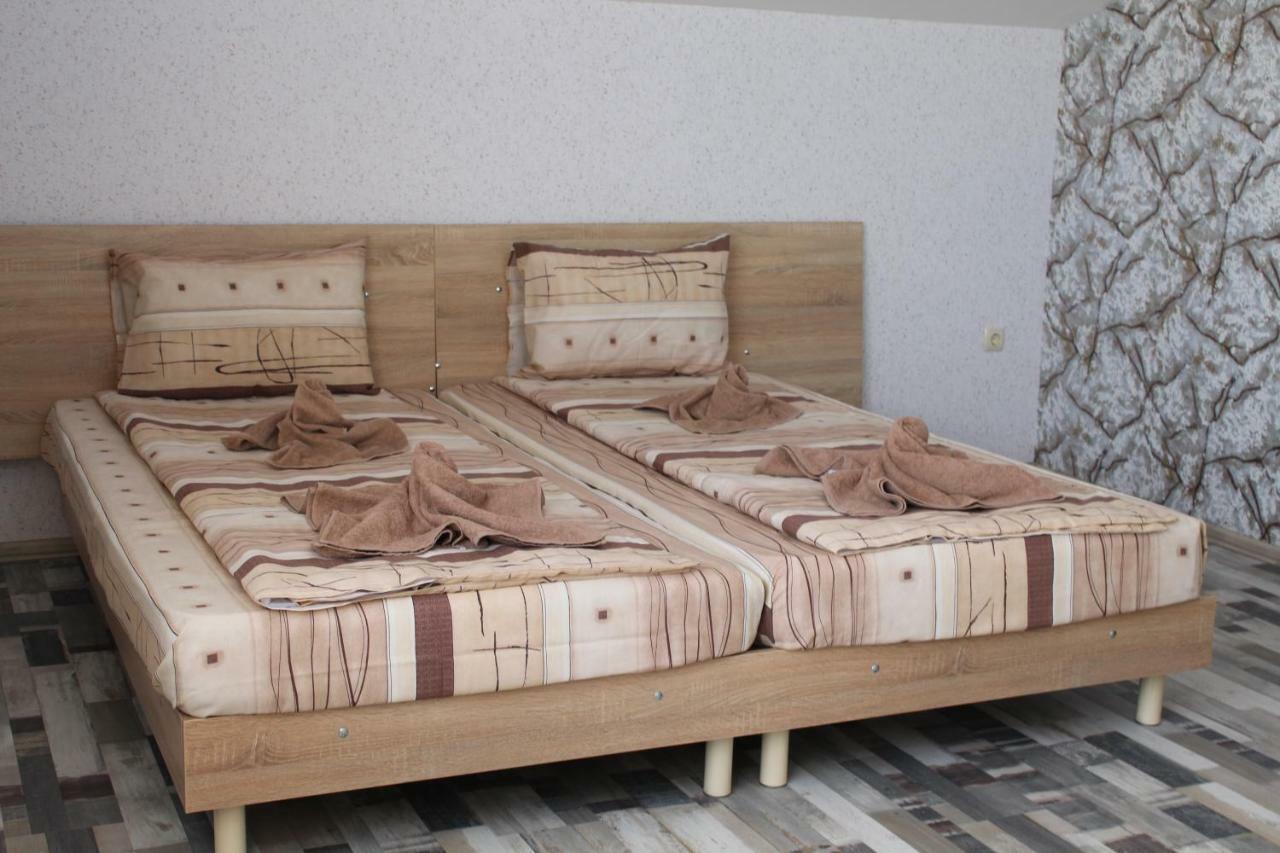 Guest House Valiland Bŭlgarevo Zewnętrze zdjęcie